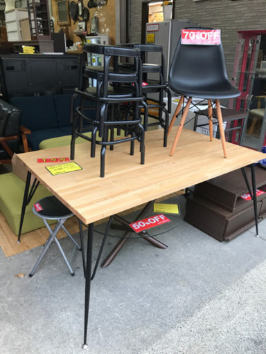 アイアン脚のシンプルダイニングテーブル ワークテーブルにも！