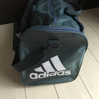 値下げ！adidas ボストンバッグ　修学旅行　自然教室　旅行鞄　アディダスの画像