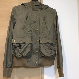 【Dgrace】カーキのブルゾン　38サイズ