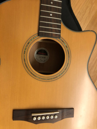 アコースティックギター