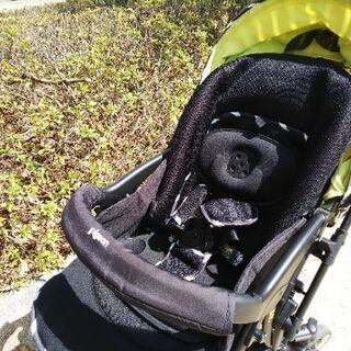 オマケ④個付き☆ピジョンランフィRA7☆ライム＆ブラック☆A形ベビーカー☆生後1ヶ月～36ヶ月の画像