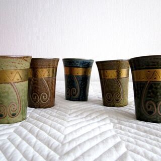 陶器カップの画像