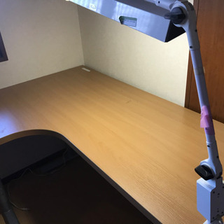 ニトリL字デスク譲ります。