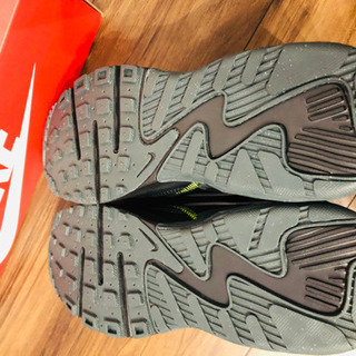 NIKE ナイキ エア マックス エクシーの画像