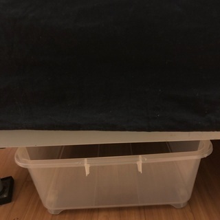 【お引き取り者様決定済です】セミダブルベッドの画像