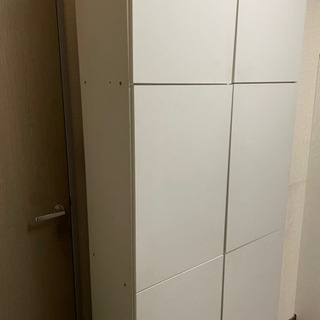 無料でお譲りします : ホワイト収納棚