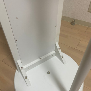 回転式　全身ミラー　姿見　ラック付き　ホワイトの画像