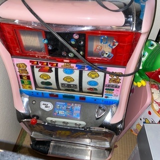 スロット。