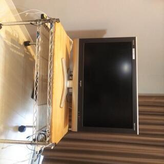 液晶テレビとルミナステレビ台セットで