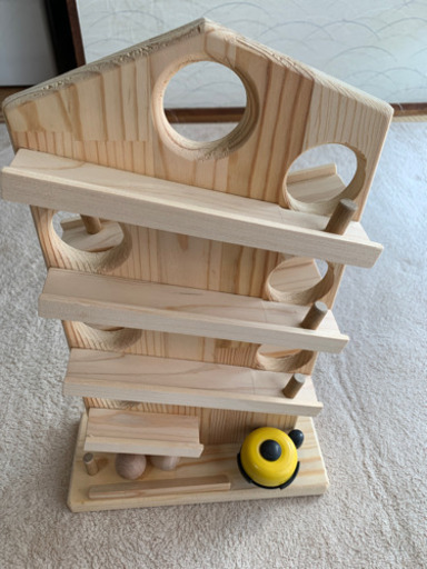木のおもちゃ　コロコロ落ちて音が鳴る