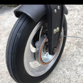 折り畳み自転車の画像