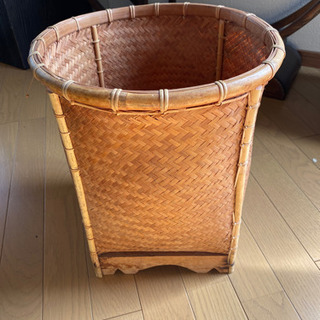 鉢植えカバー　籐製