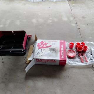 バーベキューコンロ・食器付き