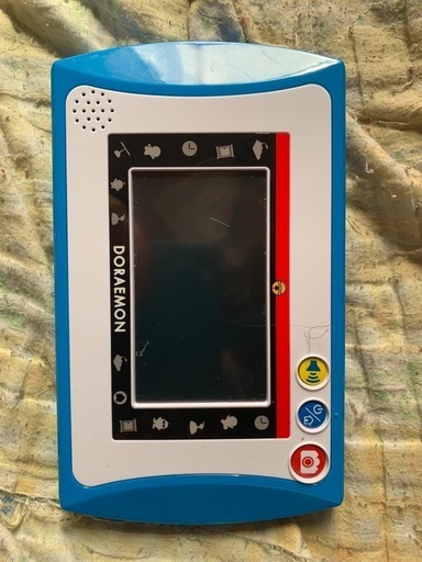 更に値下げしました。ドラえもんカメラでひらめきパットほぼ新品。