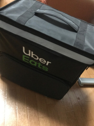 Uber配達員用バッグ