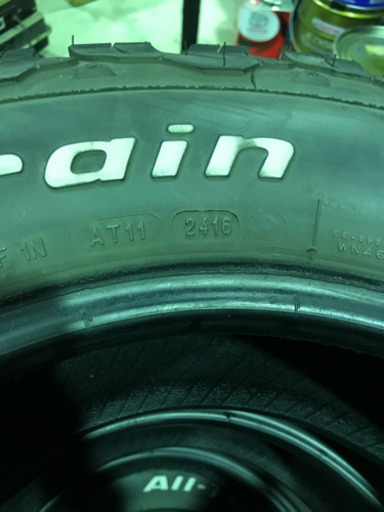BF Goodrich All-Terrain T/A KO2  235/70R16 引き取り限定