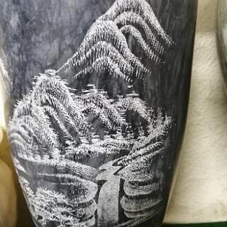 大理石柄山水花瓶の画像