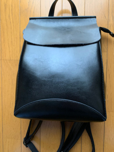 【今週8,000円】【美品】【数回短時間のみ】『本革リュック&ショルダー2WAYバッグ』