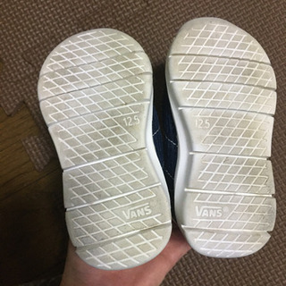 babyの靴12.5センチ［VANS］980￥の画像