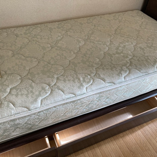 【終了】マットレス＆シングルベッド　KINGSDOWNの画像