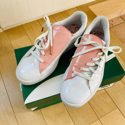 プーマスニーカー美品