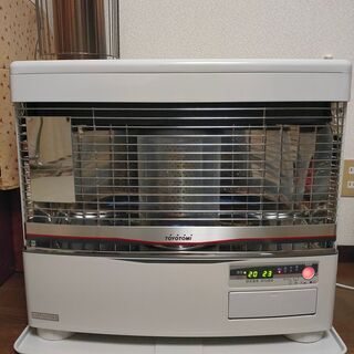 トヨトミ　HR-650F　煙突　ストーブ　（2019年製） 釧路市内