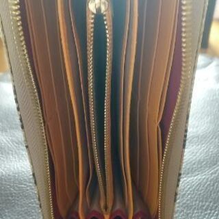 受渡完了【無料】COCOCELUX GOLDココセリュクス　長財布の画像