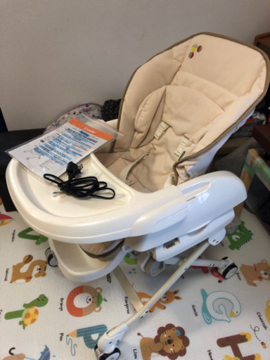 コンビ電動ハイローチェア