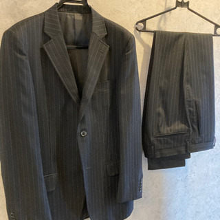 スーツ　数回着用　美品です