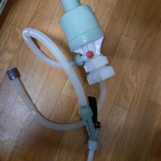アラジンストーブ 給油ポンプの画像