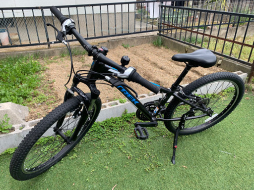 春休み　自転車デビュー　トレック子供車　Superfly 24インチ　ペダル付き