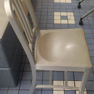 ID:G962282　アルミ製イス（ＥＭＥＣＯ製）の画像