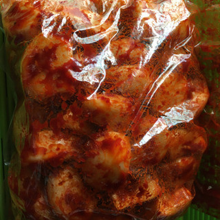 本場韓国風キムチ🇰🇷🌶白菜キムチ５００g と　ニンニク丸ごとキム...