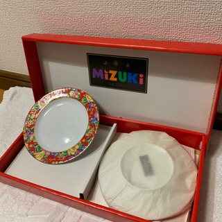 新品未使用　MIZUKI MILANO お皿5枚セットの画像