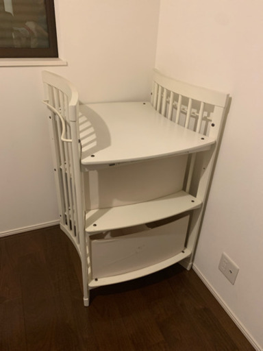 ストッケ　おむつ替え台