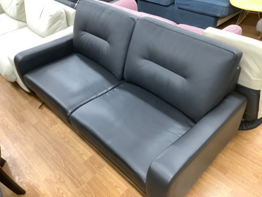 MOBEL ART 2人掛けソファー売ります！