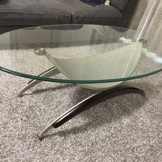 ガラステーブル ¥0 【お譲り先決まりました】
