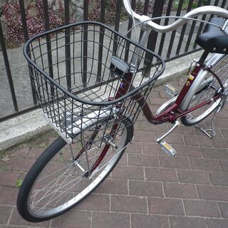 少し小さめの自転車をお探しの方！２４インチのママチャリです♬の画像