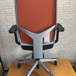 giroflex68　ヘッドレストなしタイプ　布張り PLUS（プラス）の画像