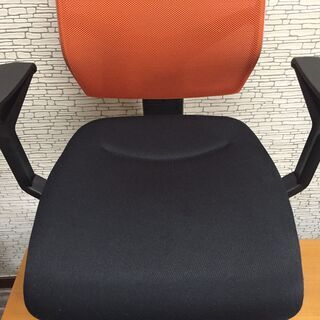 giroflex68　ヘッドレストなしタイプ　布張り PLUS（プラス）の画像