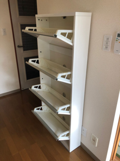 シューズボックス　白×シルバー