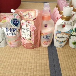 洗濯洗剤　柔軟剤　ひげそりジェル　入浴剤等まとめて20点以上+おまけ付き　レノアハピネス　ボールド等の画像