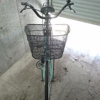 自転車中古 Bellfast カゴリアキャリア付き 鍵新品 タイヤ27インチ の画像