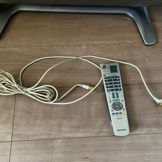 SHARP 37型テレビ