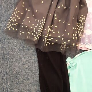 半袖パジャマ　半袖シャツ　ジーンズ　スカート　の画像