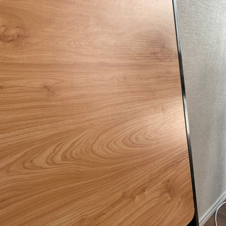 折りたたみテーブルの画像