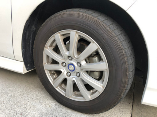 スタッドレスタイヤ【205/60R16】