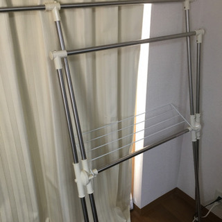 ステンレスハンガーラック【可伸展】【折りたたみ可】【お渡し期間指定】の画像