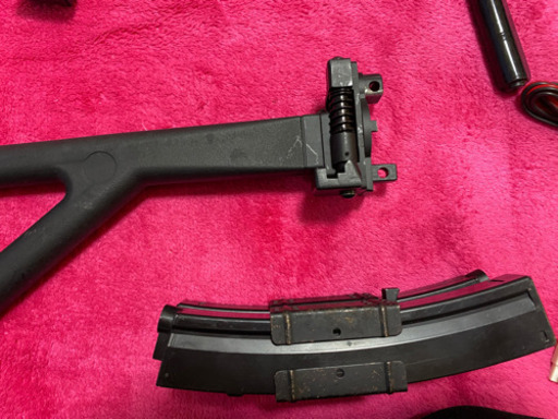 東京マルイ 電動ガン MP5 MP5k クルツ　バッテリー付き　予備マガジン