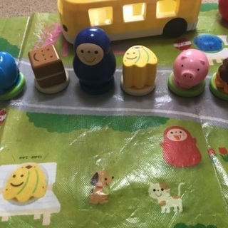 ベネッセ　いろっち　バスの画像
